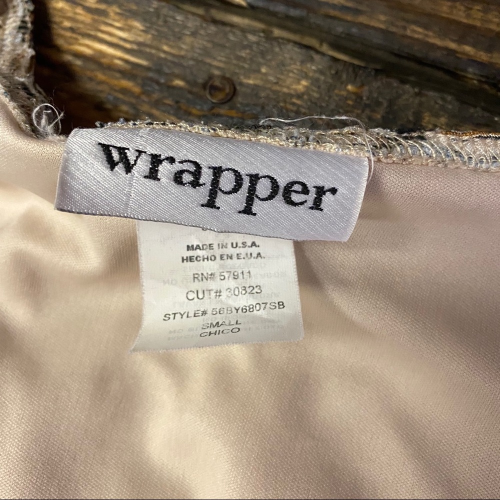 Wrapper Top - Picture 8 of 9
